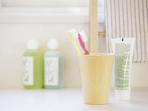 心斎橋の美容外科選びはネットを活用